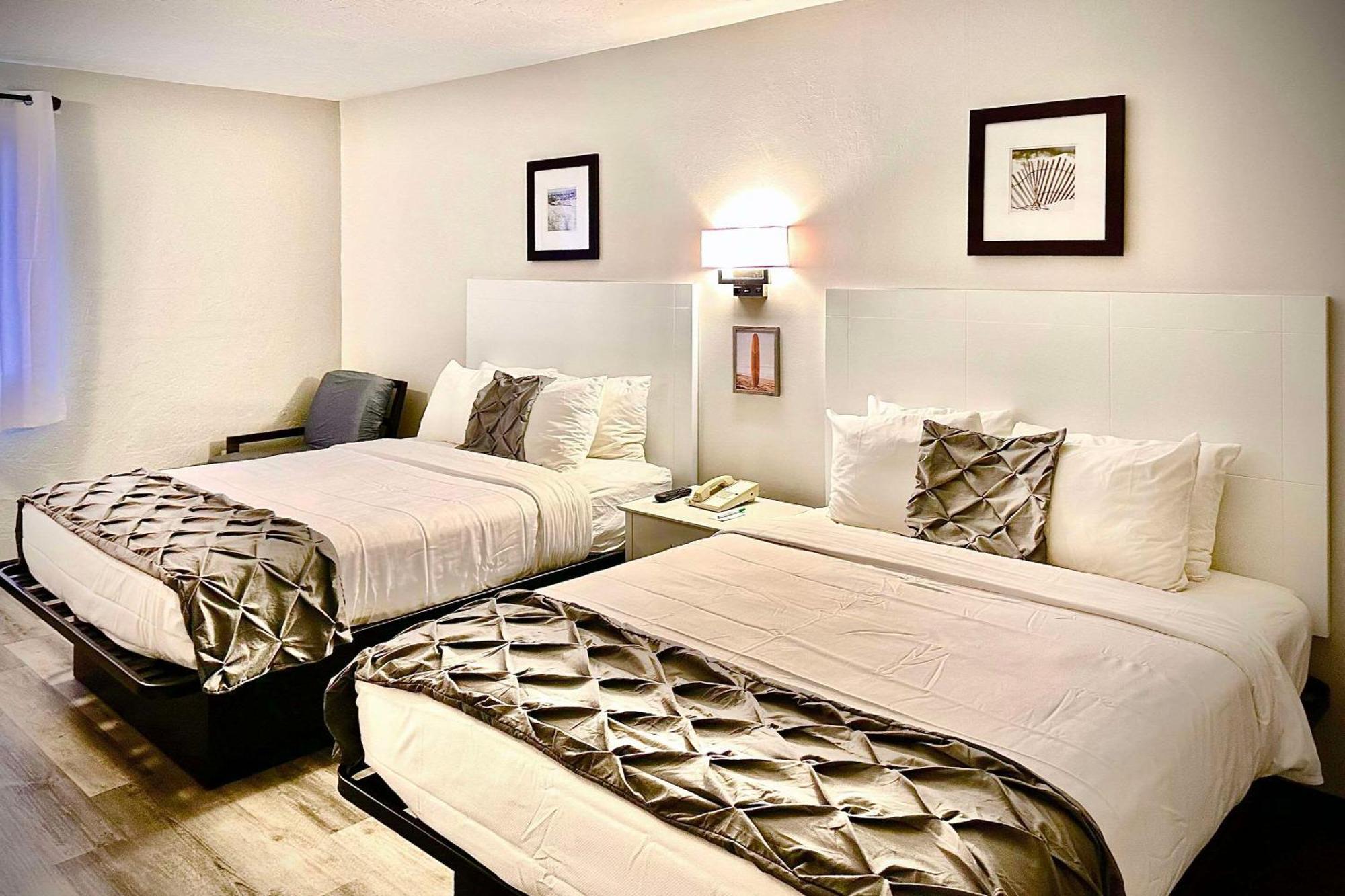 Heritage House Inn On Cape Cod ハイアニス エクステリア 写真
